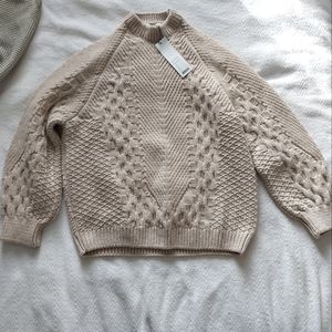 Kotn Womens Cream Cable Sweater size Medium